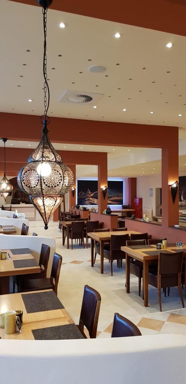 Hotel Imota 노이비트 외부 사진